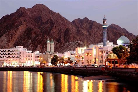 الوقت الان في سلطنة عمان